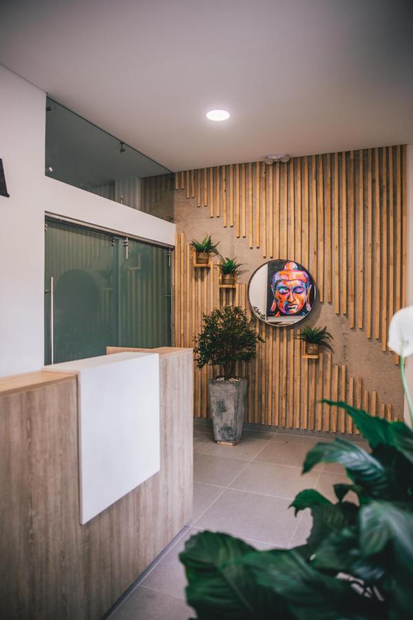 Apartasuites 21 A Pereira Buitenkant foto